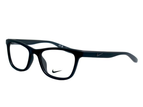 NIKE 7047-001